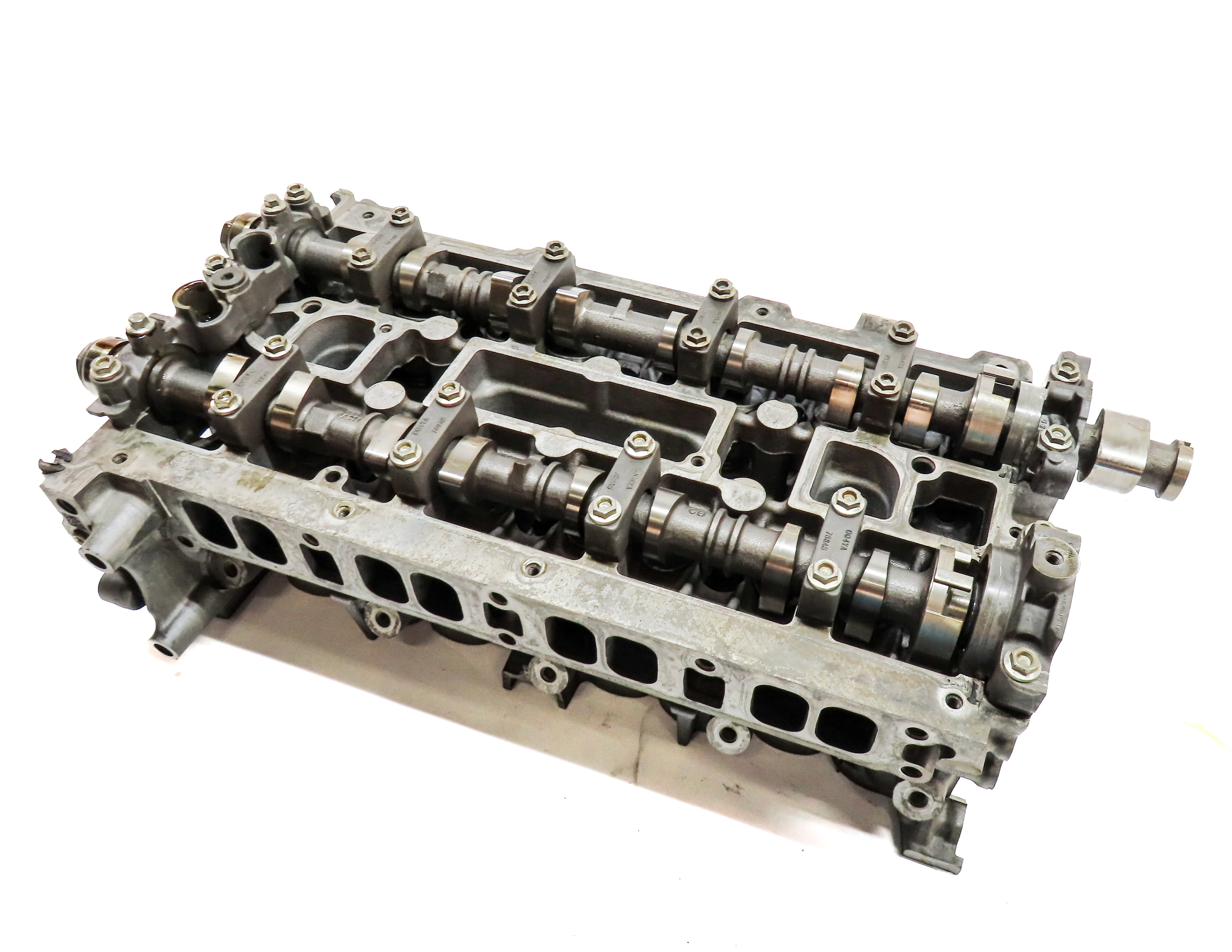 2012-2017 LR2 DISCOVERY SPORT EVOQUE (L538 L550) 2.0L TURBO ENGINE CYLINDER HEAD — exact item pictured